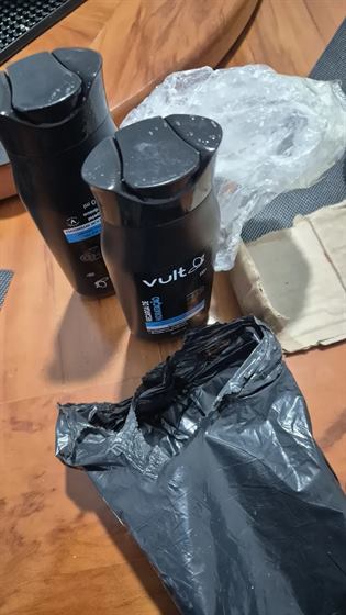 Cliente com o kit Vult Recarga de Hidratação