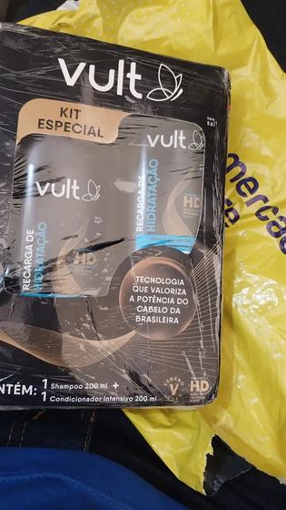 Cliente com o kit Vult Recarga de Hidratação